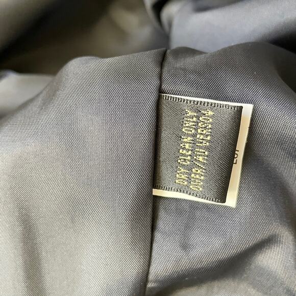 Dana Buchman 100% Silk Navy Blue Flat Front High Waisted Tapered Ankle Pants 4 - Picture 6 of 13